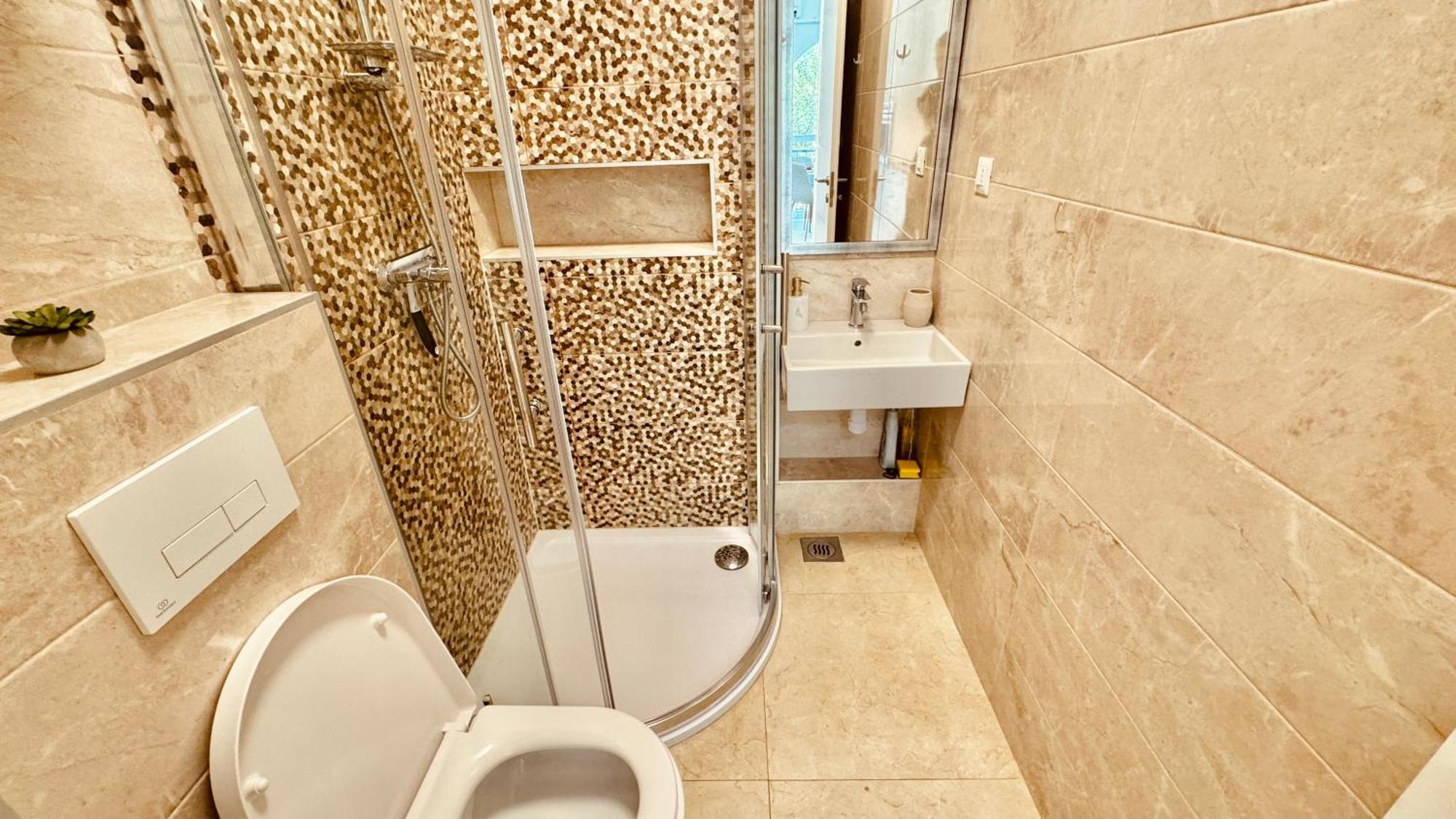 Onix Apartment Split Luaran gambar